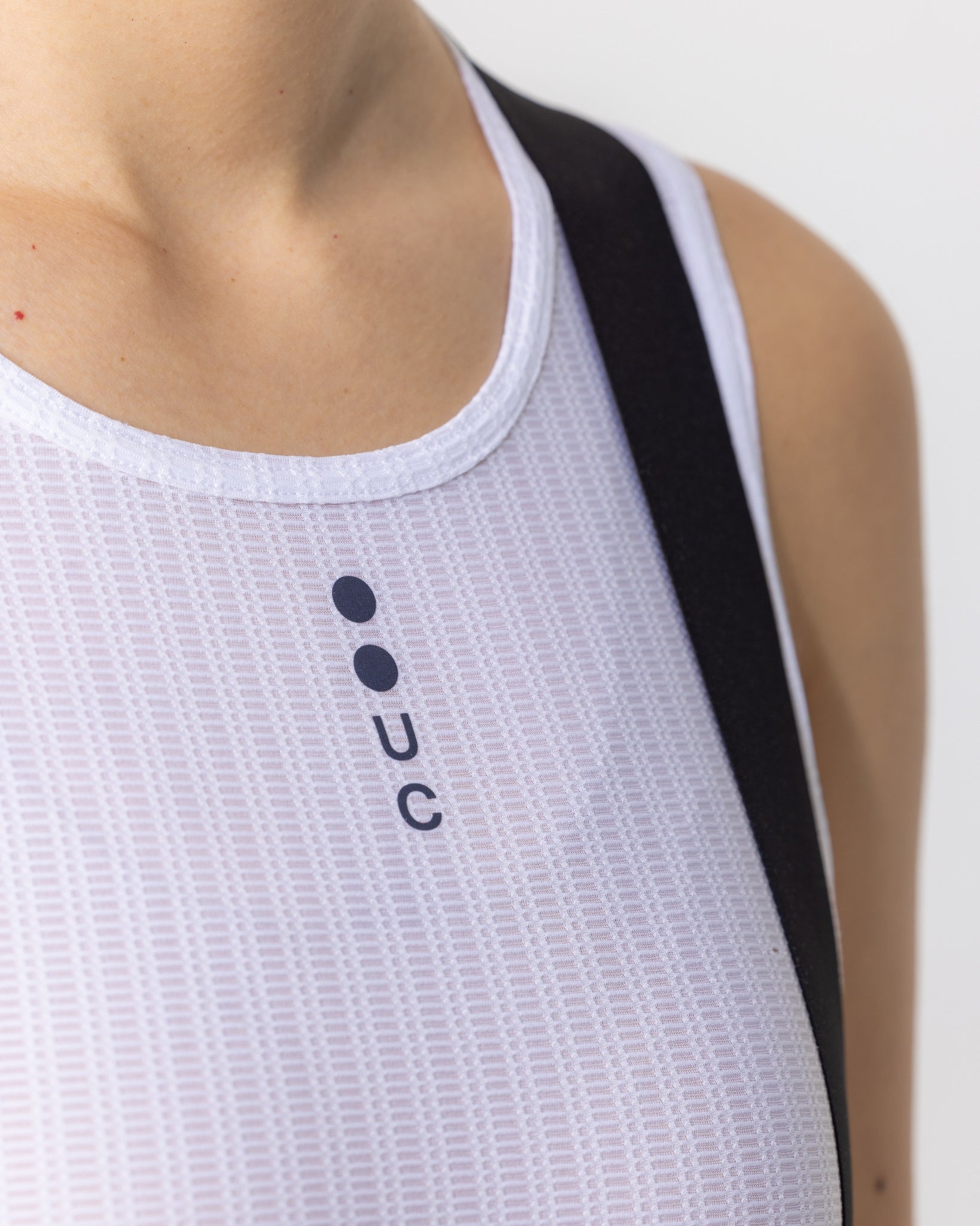 Universal Colours Women's Mono Sleeveless Base Layer - White