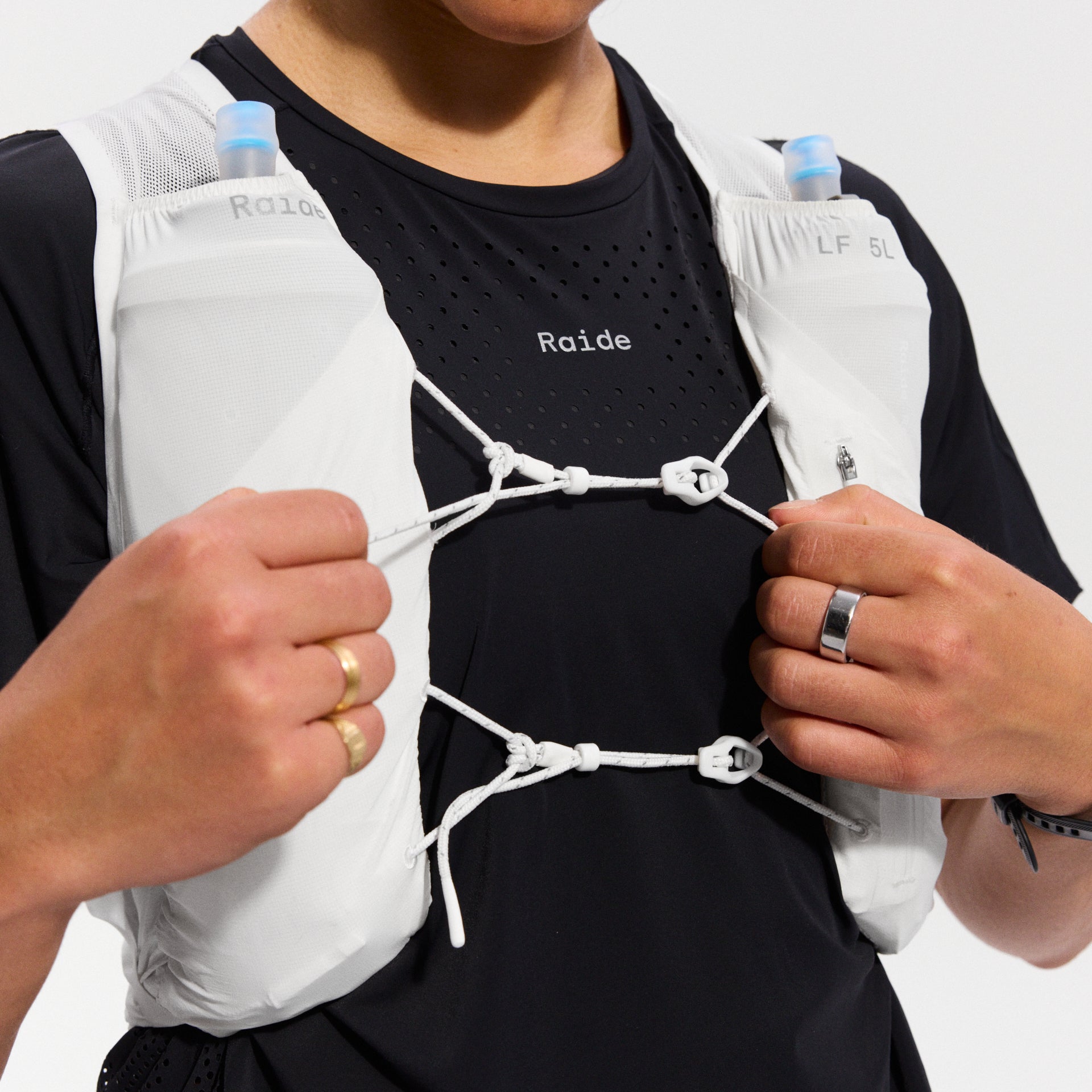 Raide LF 5L Running Vest - White