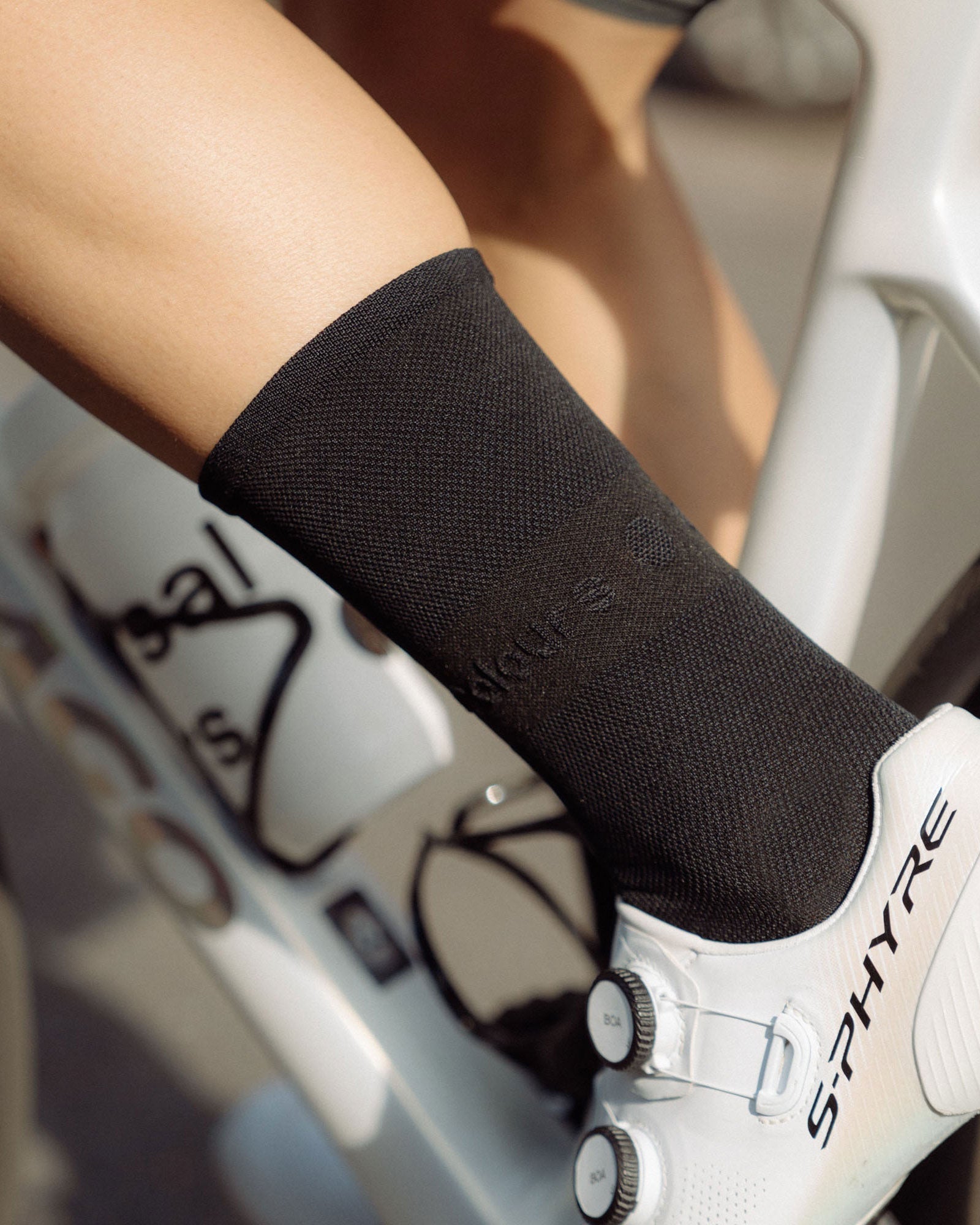 Universal Colours Lightweight Summer Socks - Black