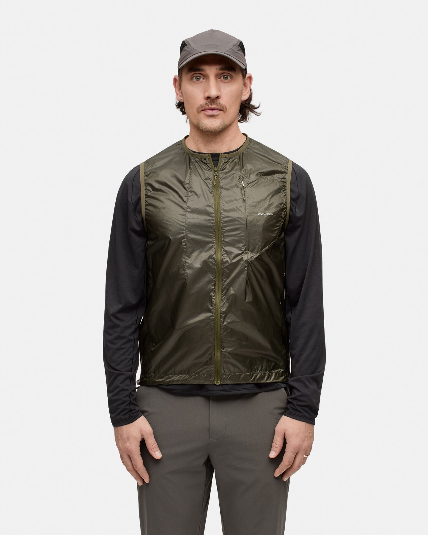 Portal Code Wind Vest - Beluga