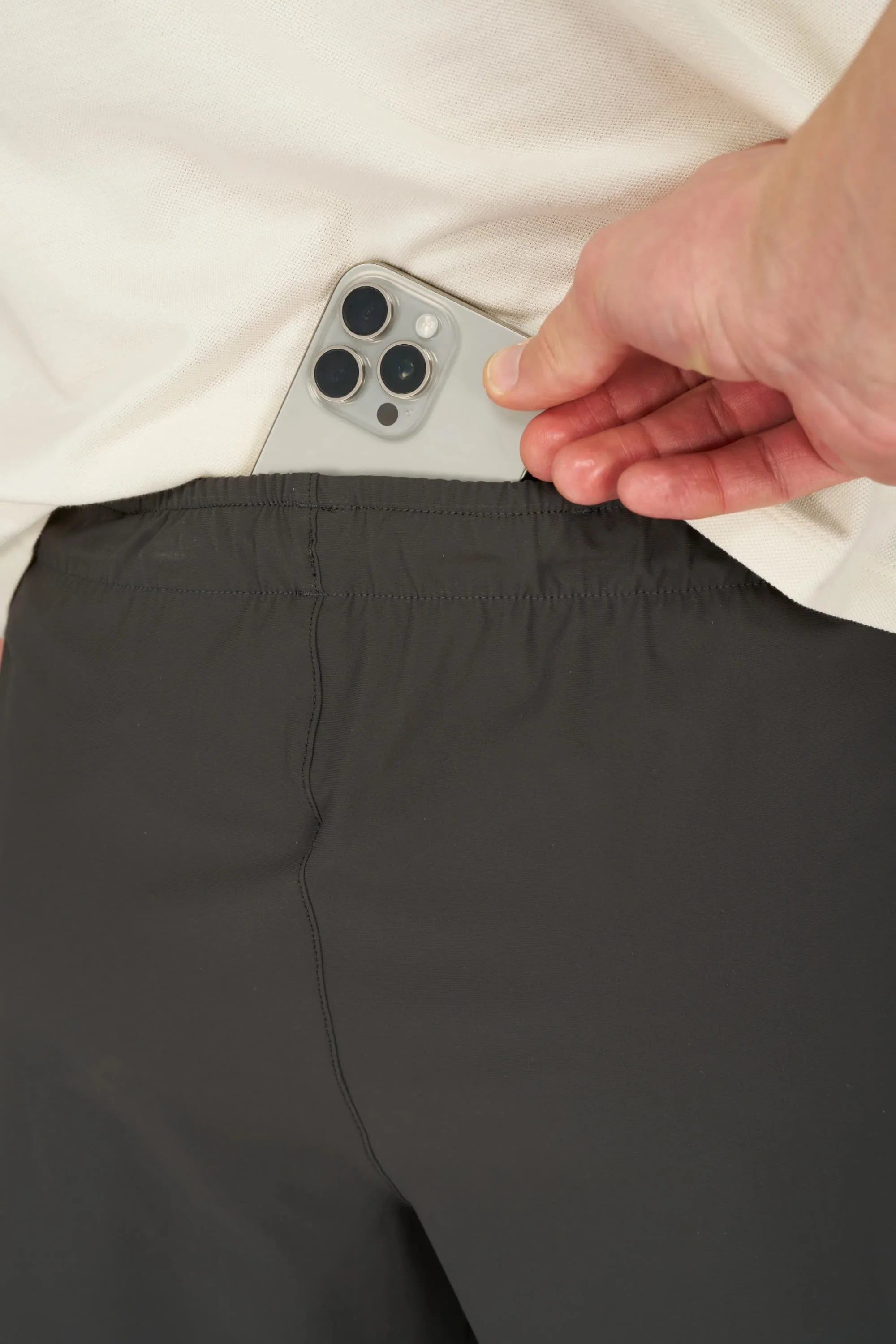 UNNA Tempo Shorts - Dark Grey
