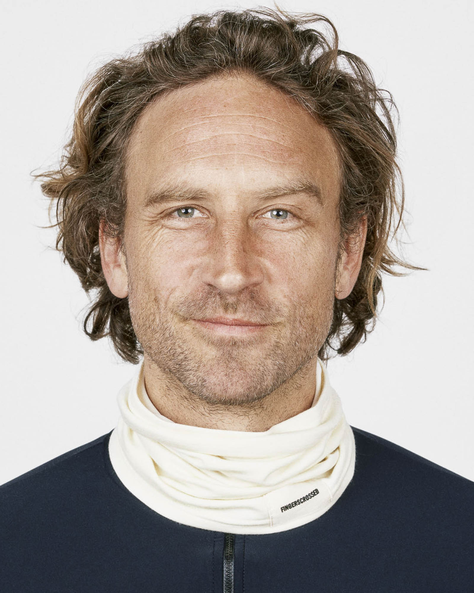 FINGERSCROSSED Tube Scarf Tofu on model